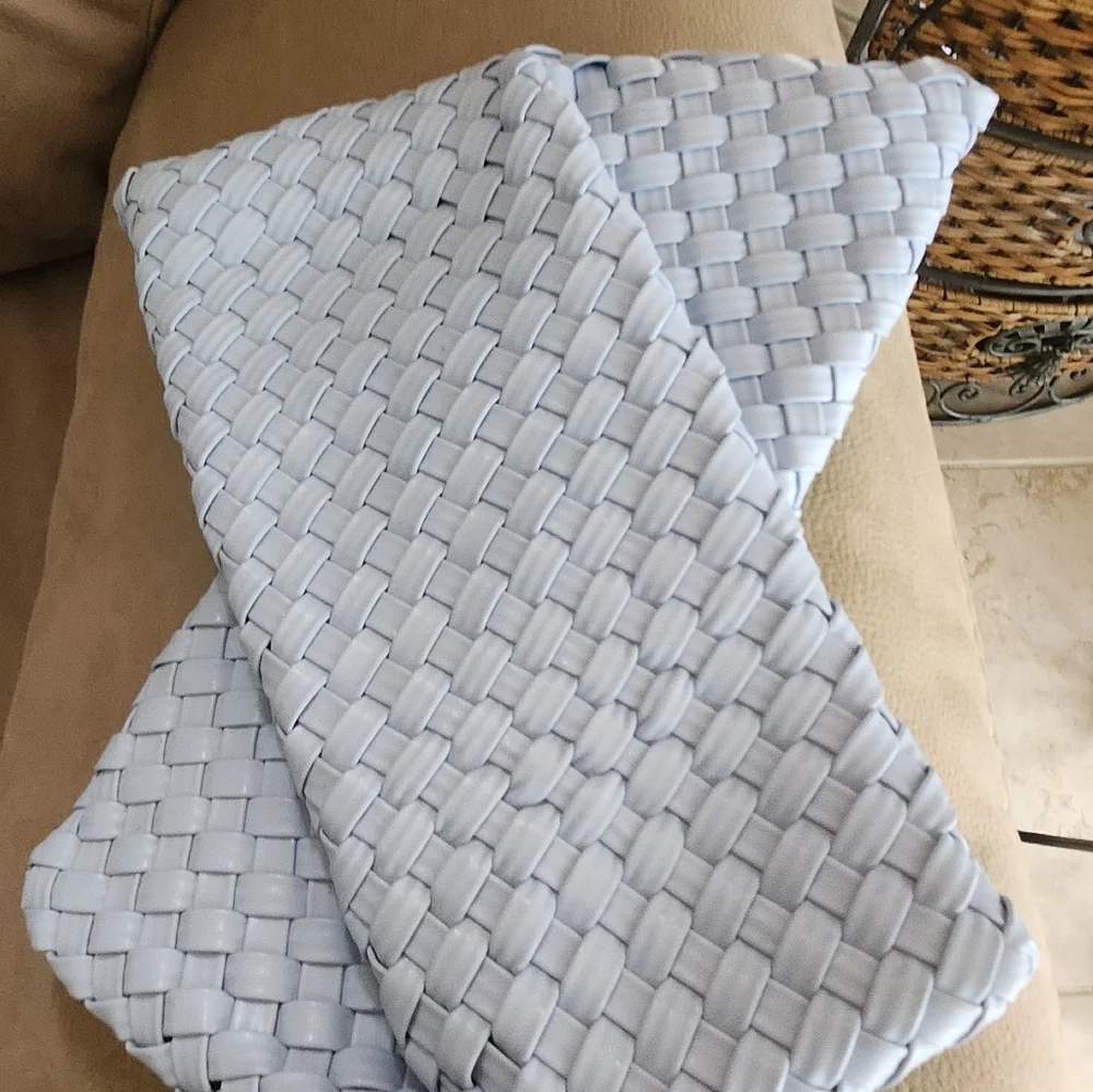 Digs woven clutch sky blue